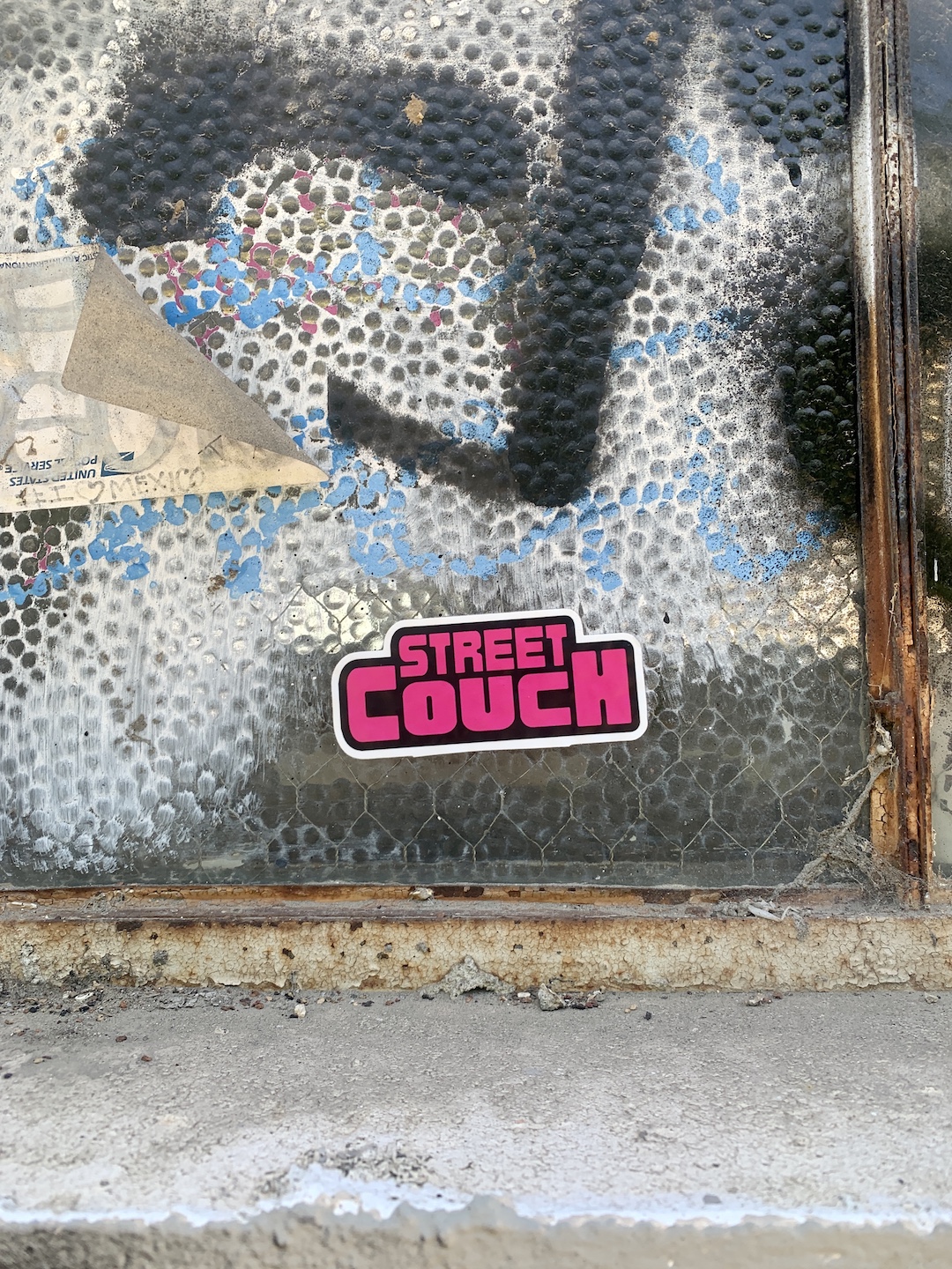 street couch sticker in los angeles